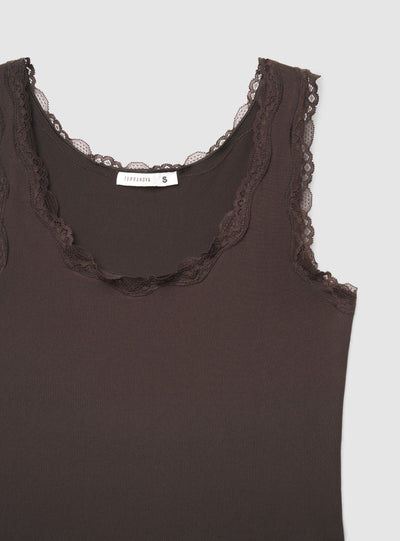 Top con bordi in pizzo