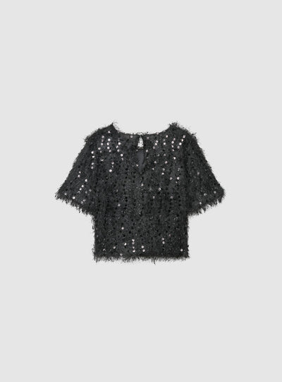 T-shirt crop con paillettes e piumette