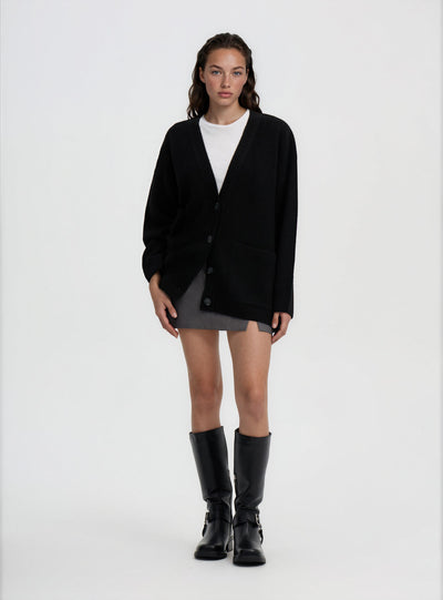Cardigan con scollo a V e tasche applicate