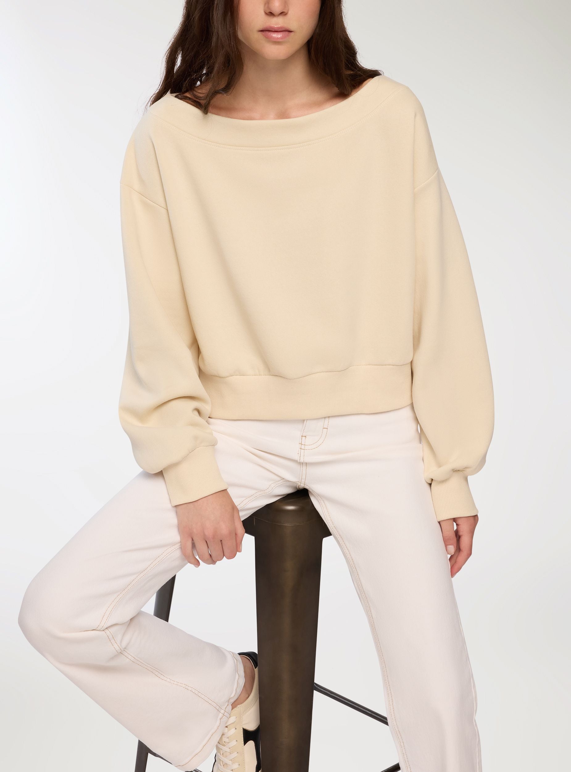 Solid colour off-shoulder sweatshirt - Terranova