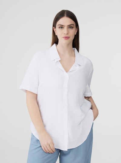 Plain-coloured shirt, lightweight fabric
