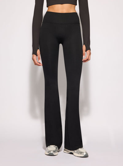 Leggings sportivi a zampa seamless