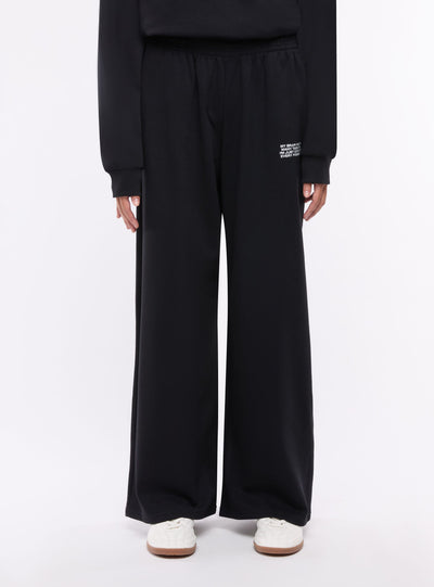 Широки спортни панталони с надписи wide leg