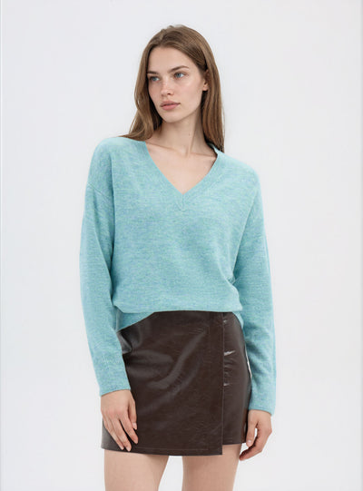 Soft knit with V-neckline