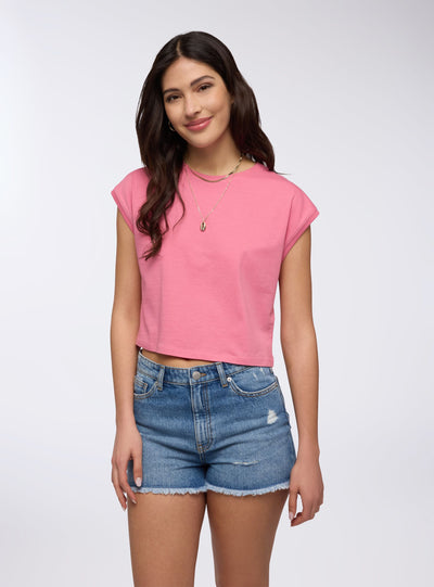 Camiseta crop con mangas con solapa