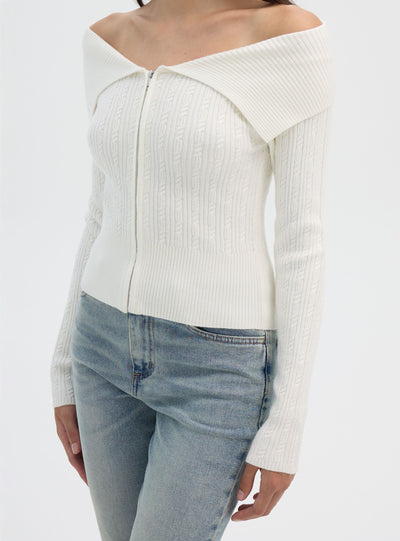 Maglia a trecce con zip e collo ampio