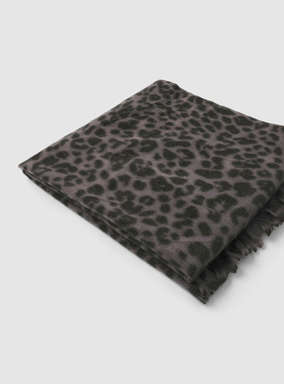 Pashmina animalier con frange