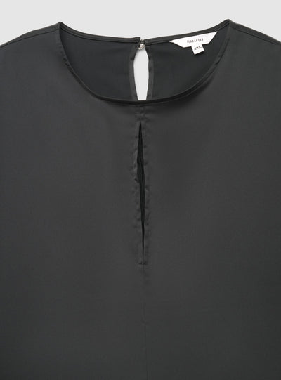 Camicia in satin con apertura a goccia