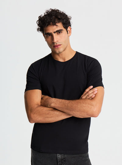 T-shirt aderente a tinta unita