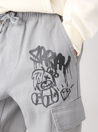 Cargo-Hosen mit Graffiti-Print