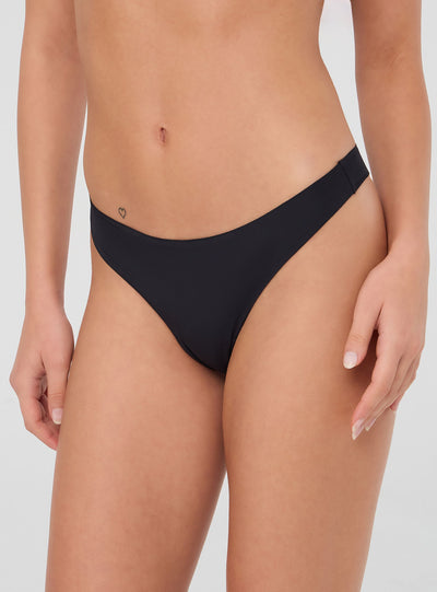 Pack of 3 plain colour thong briefs
