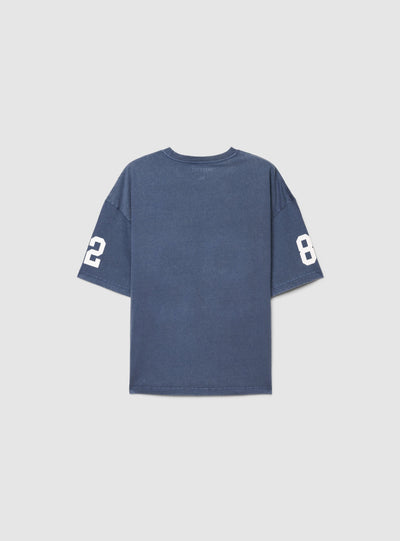 T-shirt over con stampa numero