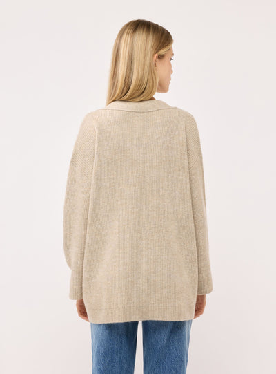 Cardigan con scollo a V e tasche applicate