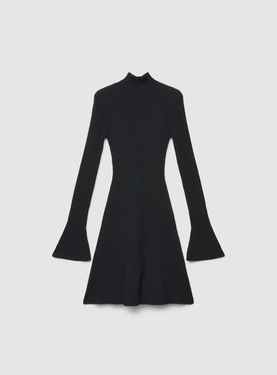 Vestito svasato a coste con collo lupetto