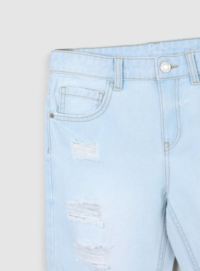 Shorts di jeans chiari con strappi