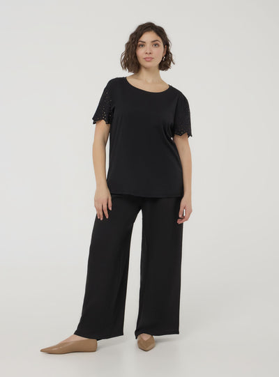 T-shirt with sangallo sleeves
