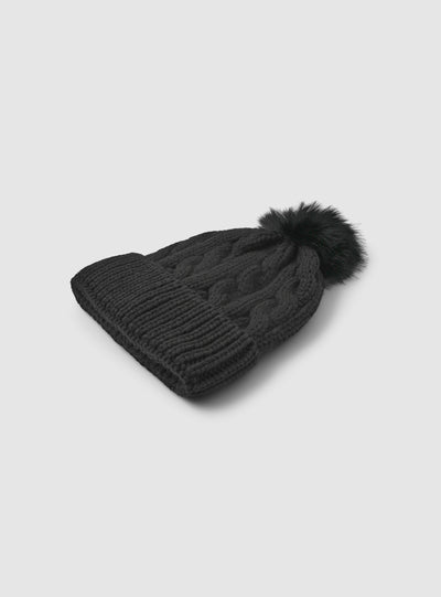 Gorro trenzado con pompón