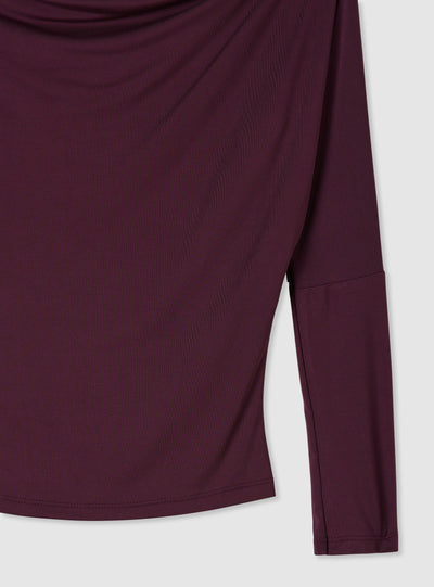 T-shirt con scollo barca e maniche lunghe