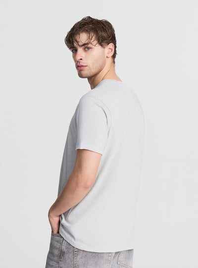 T-shirt doppiata tinta unita