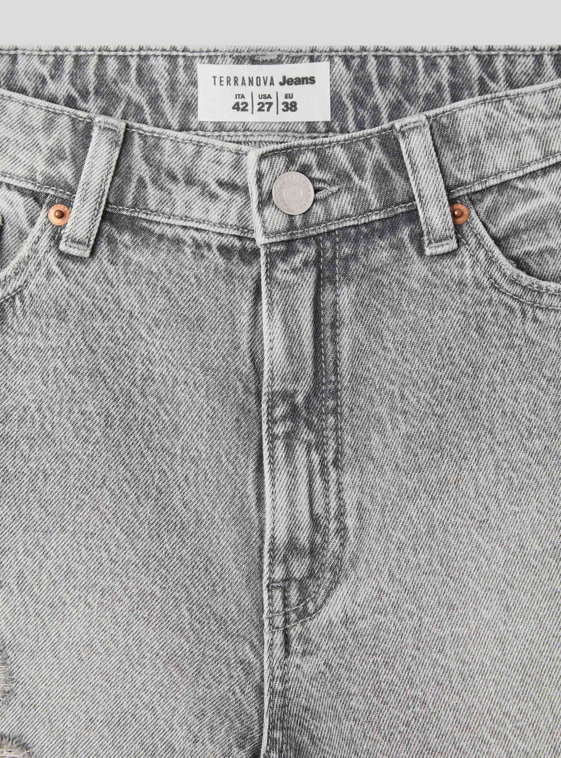 Mom fit denim shorts with wide rips - Terranova
