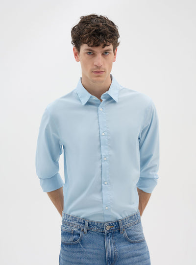 Camicia a tinta unita con collo classico