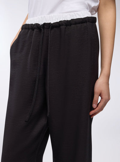 Pantaloni wide leg con vita a contrasto