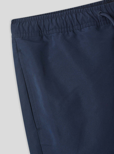 STILLG-SAC0015958001-S036-FULLBACK.jpg