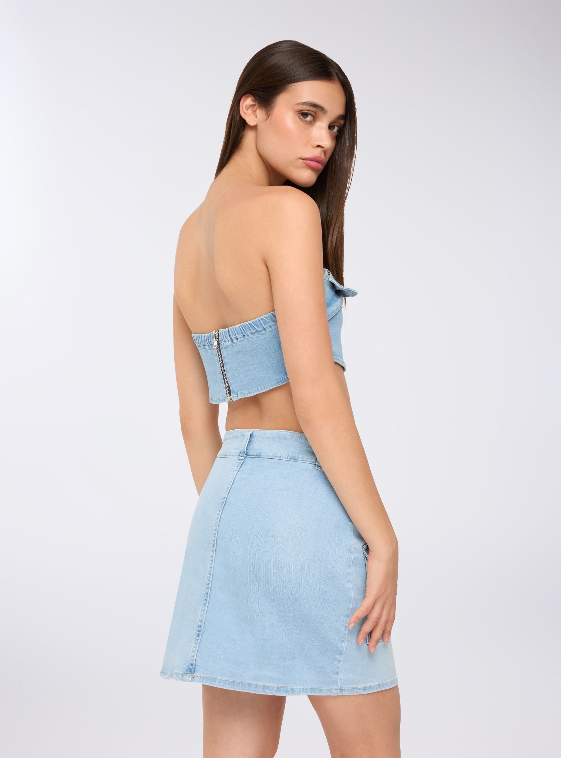 Denim mini skirt with pockets