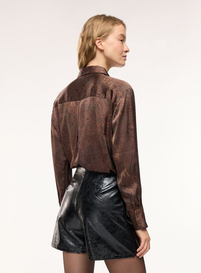Camicia in satin con stampa paisley