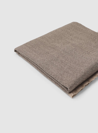Pashmina leggera a fantasia spinata