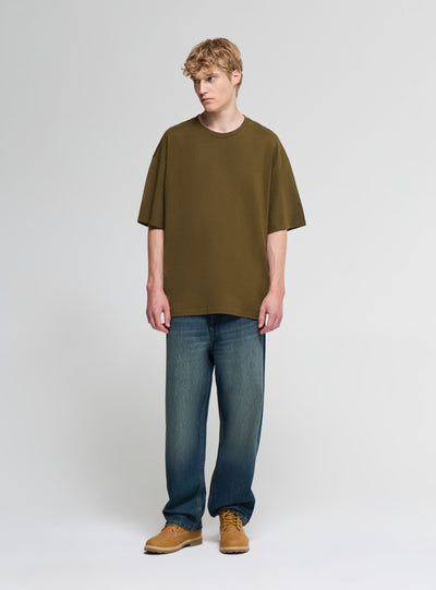 T-shirt over a tinta unita