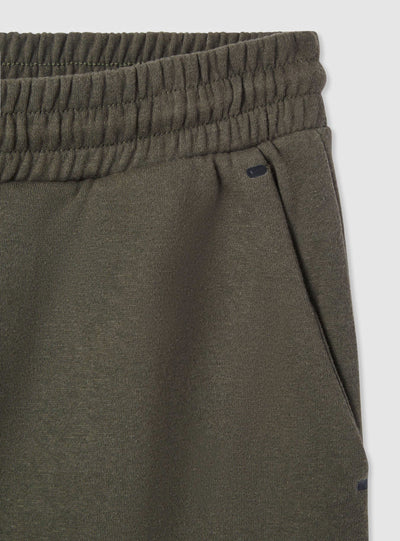 Sporthose aus technischem Gewebe
