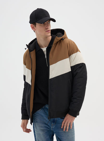 Jacke mit Kapuze in Blockfarben-Optik