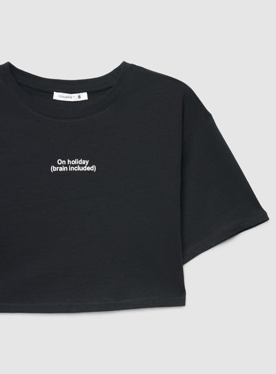 T-shirt con maniche a volant sangallo