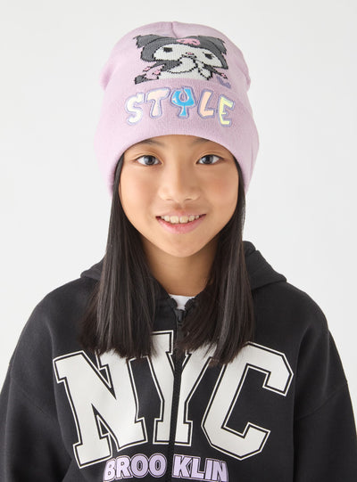 Beanie hat with Kuromi® print and lettering