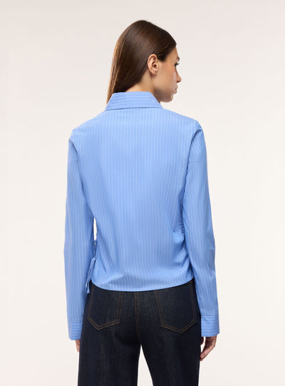 Camicia a righe con arricciature laterali