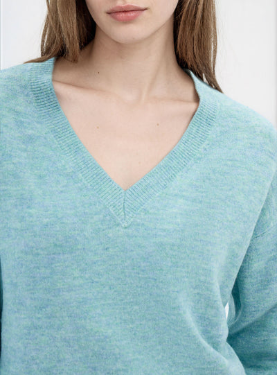 Soft knit with V-neckline