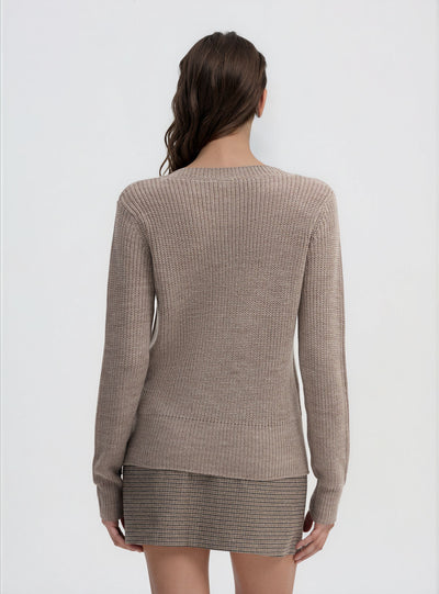 Maglia a coste inglesi con scollo a V