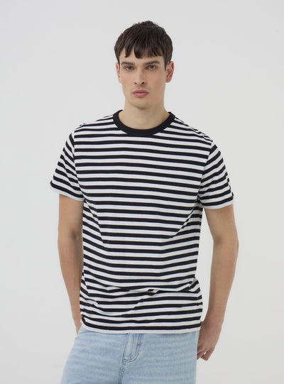 T-shirt a righe stile marinaro