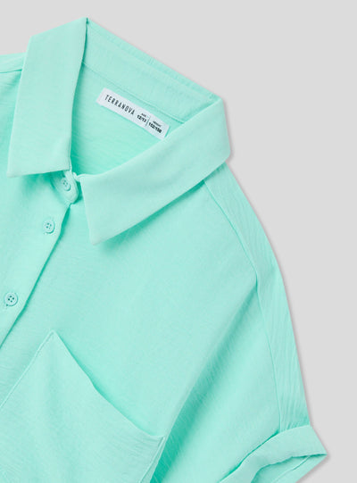 Shirt with knot and pocket