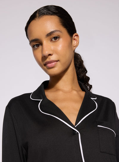 Set pigiama con camicia e pantaloni lunghi