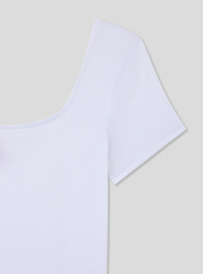 Body elasticizzato con scollo quadrato