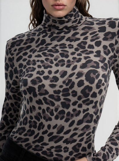 T-shirt manica lunga con stampa animalier e collo alto