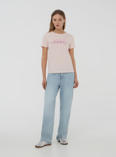 T-shirt scritta love
