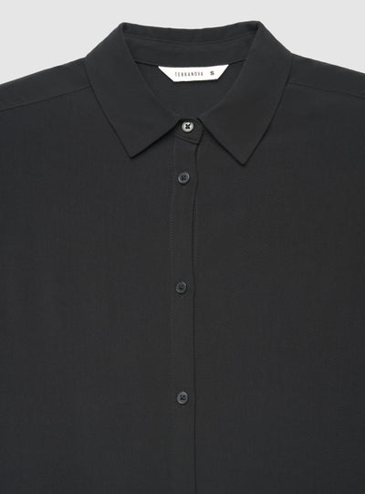 Camicia ampia a tinta unita