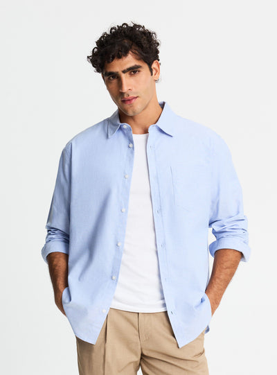 Camicia a maniche lunghe tinta unita con taschino