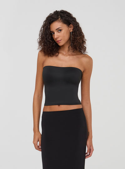 Top crop a fascia con coppe interne