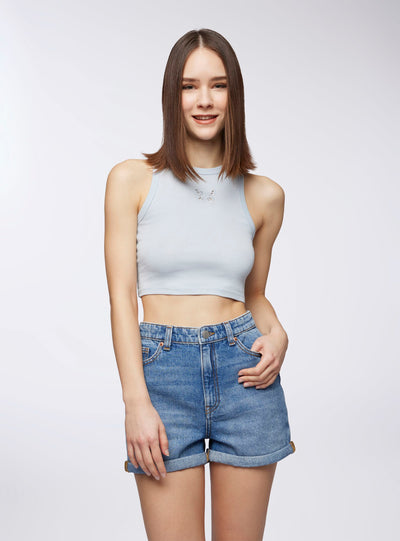 Top crop con scollo americano e ricamo cut-out