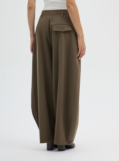 Pantaloni lunghi con pannelli incrociati