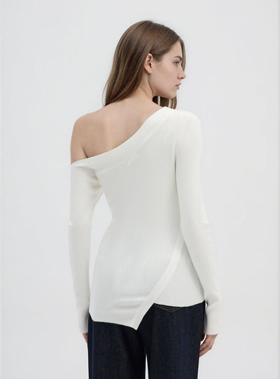 Asymmetric solid-colour off-shoulder top